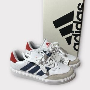 Adidas Courtblock BNIB sz 8